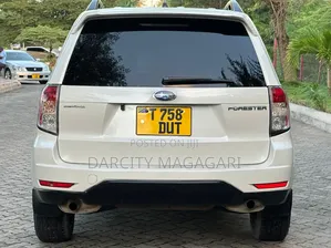 Photo - Subaru Forester 2009 White
