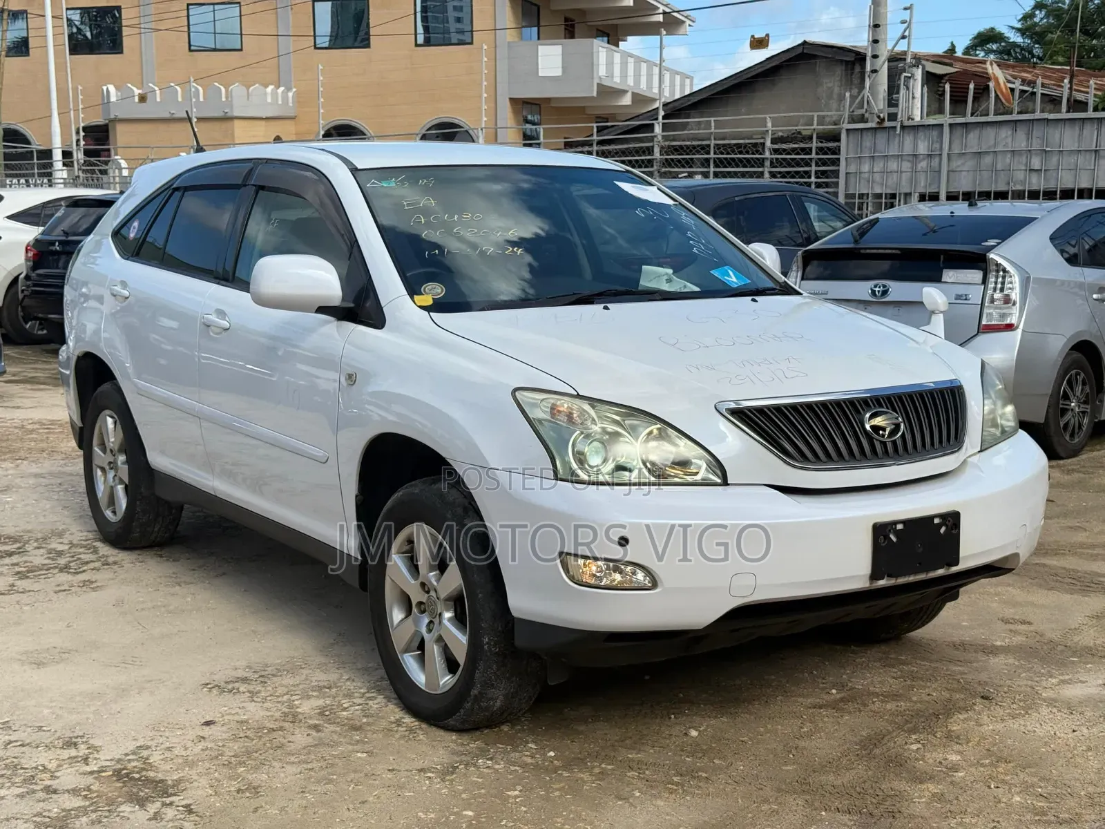 Toyota Harrier 2007 White