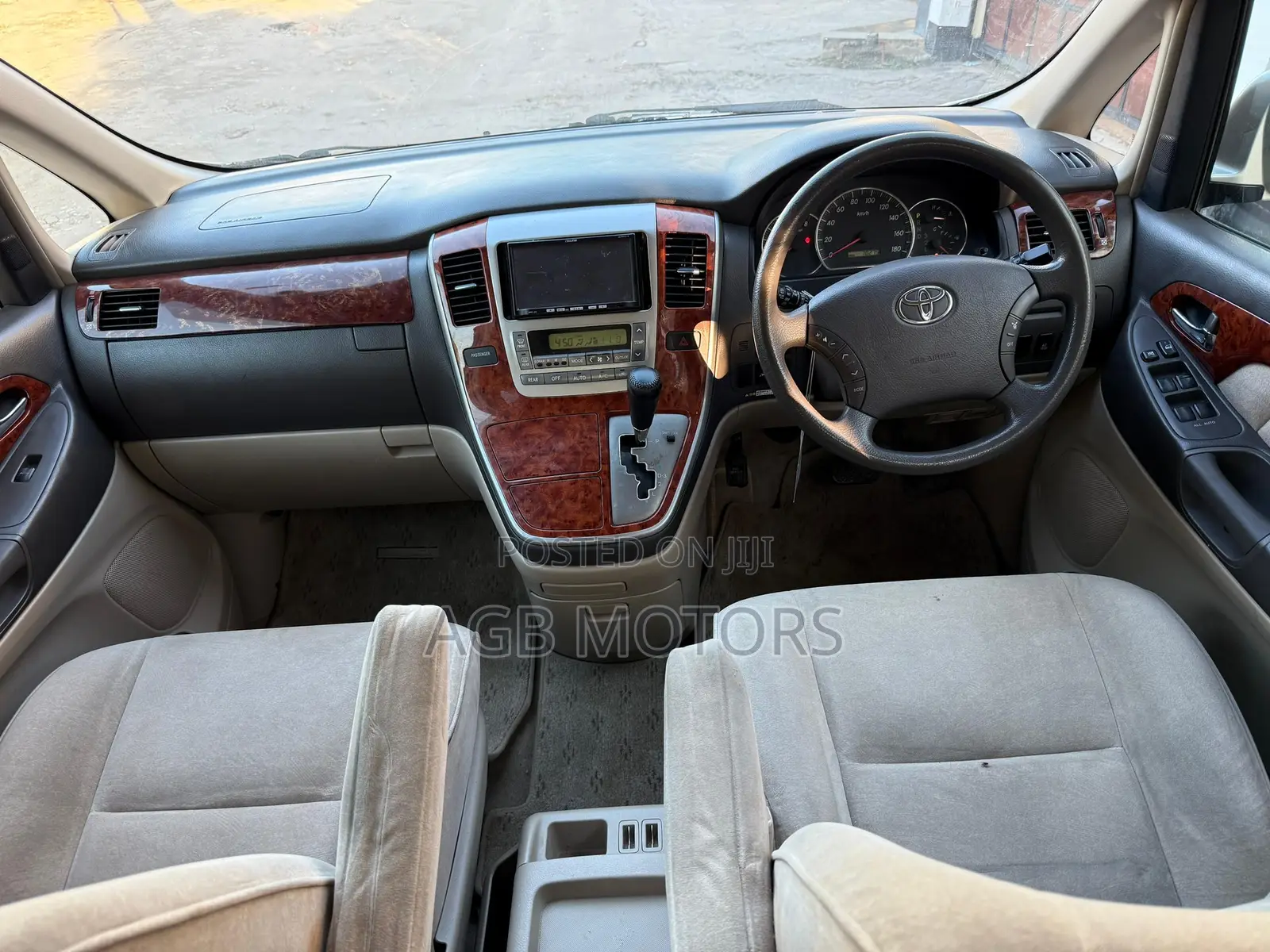 Toyota Alphard 2004 Silver