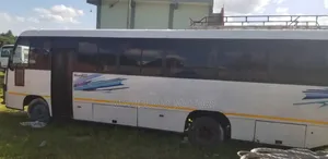 Tata Starbus Ultra Skool 2020 White