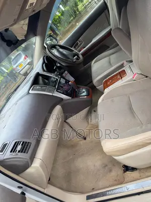 Toyota Harrier 2005 White