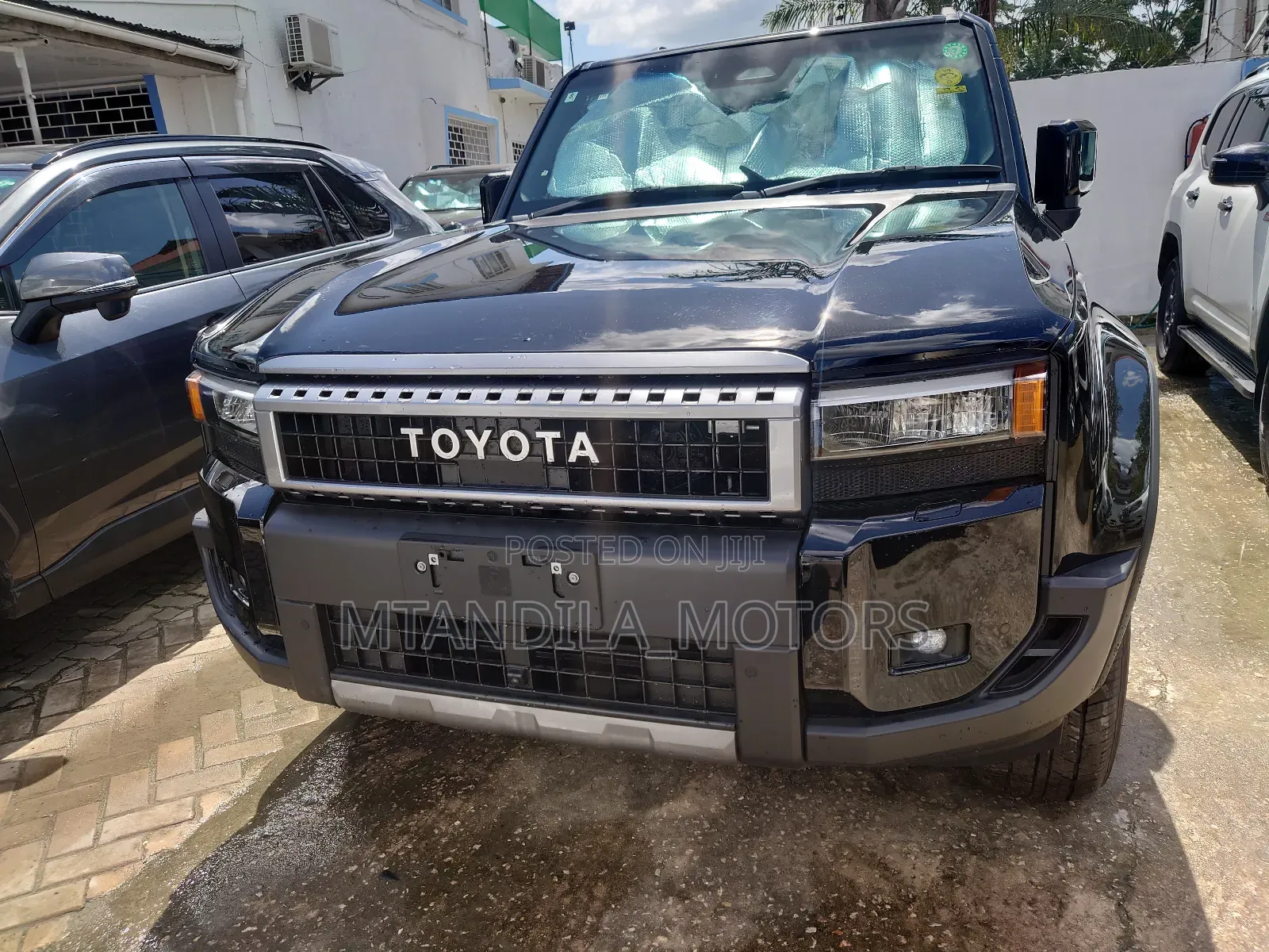 Toyota Land Cruiser Prado 2.4 Hybrid 2024 Black