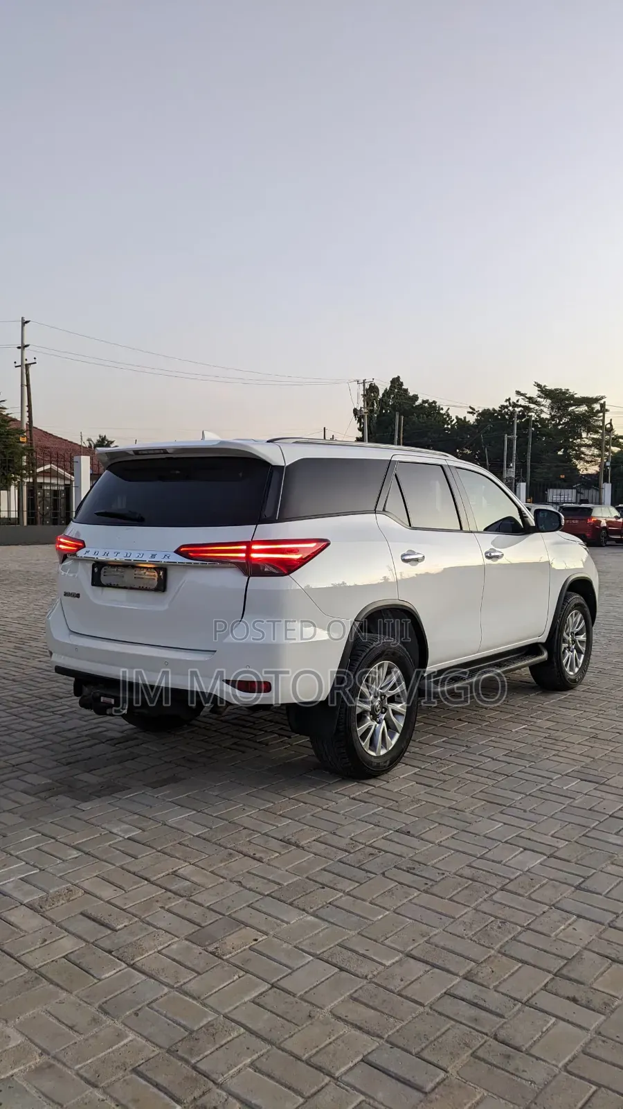 Toyota Fortuner 2021 Pearl
