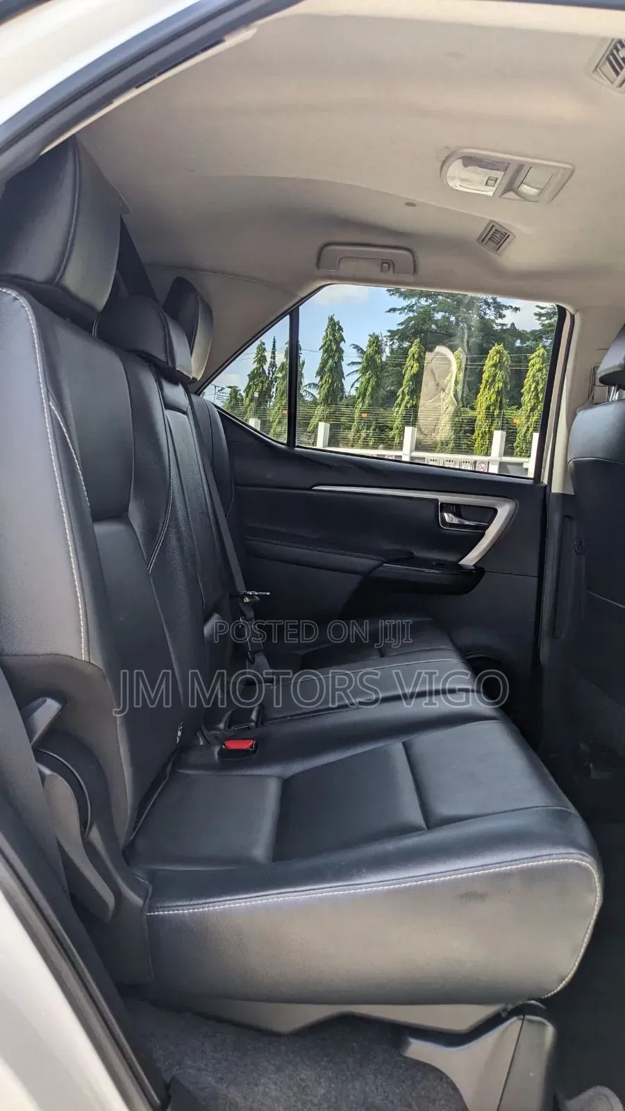 Toyota Fortuner 2021 Pearl