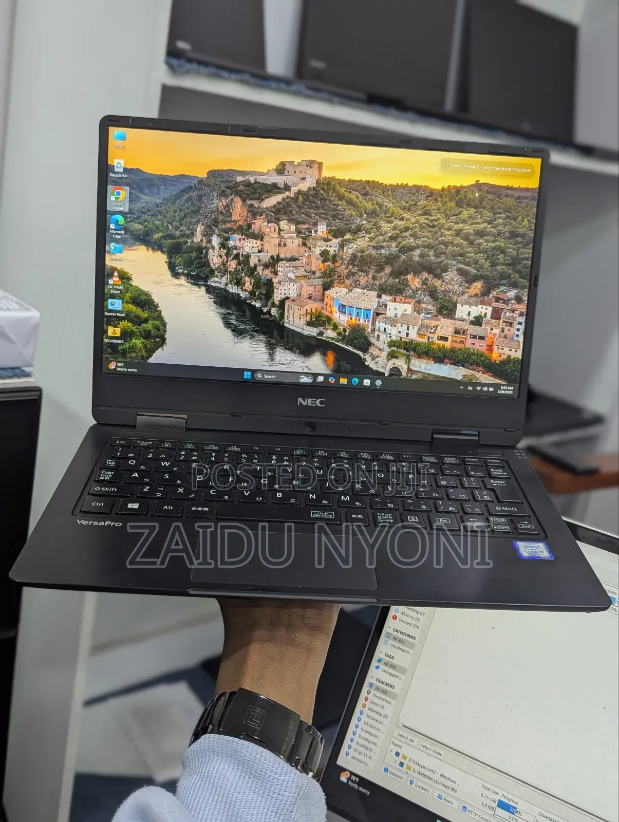 New Laptop NEC N22A 8GB Intel Core I5 SSD 128GB