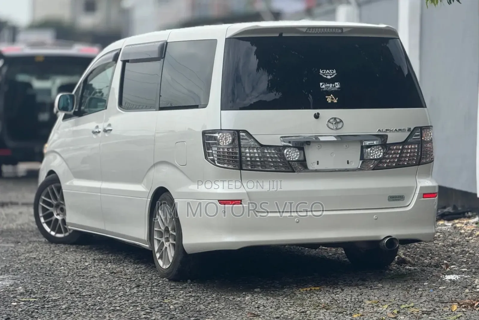 Toyota Alphard 2.4 Petrol FWD 2007 Pearl