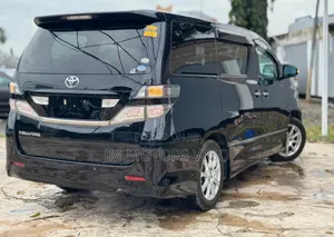 Toyota Vellfire 2011 Black