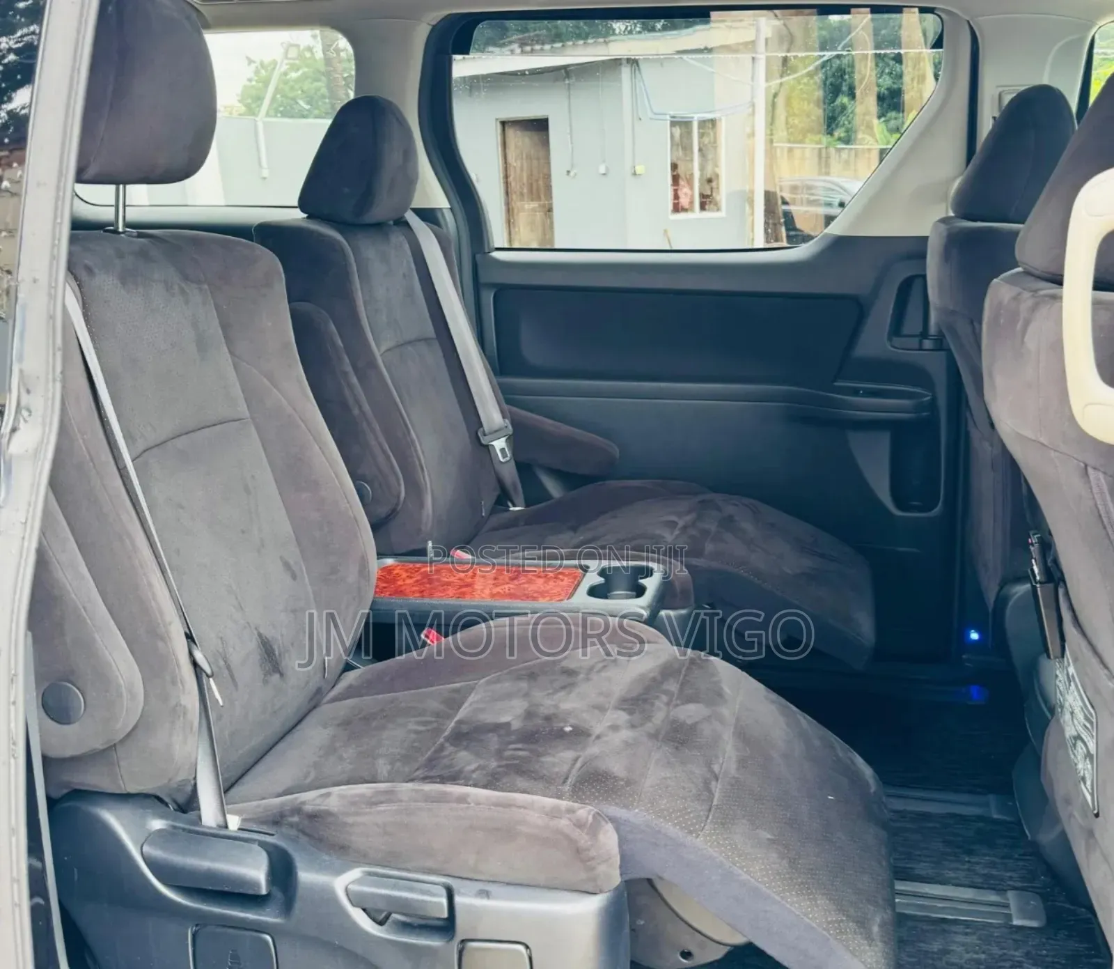 Toyota Vellfire 2011 Black