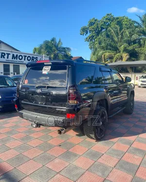 Toyota Hilux Surf 2005 Black