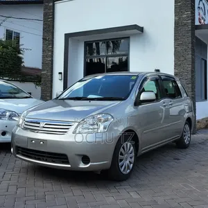 Toyota Raum 2005 Silver