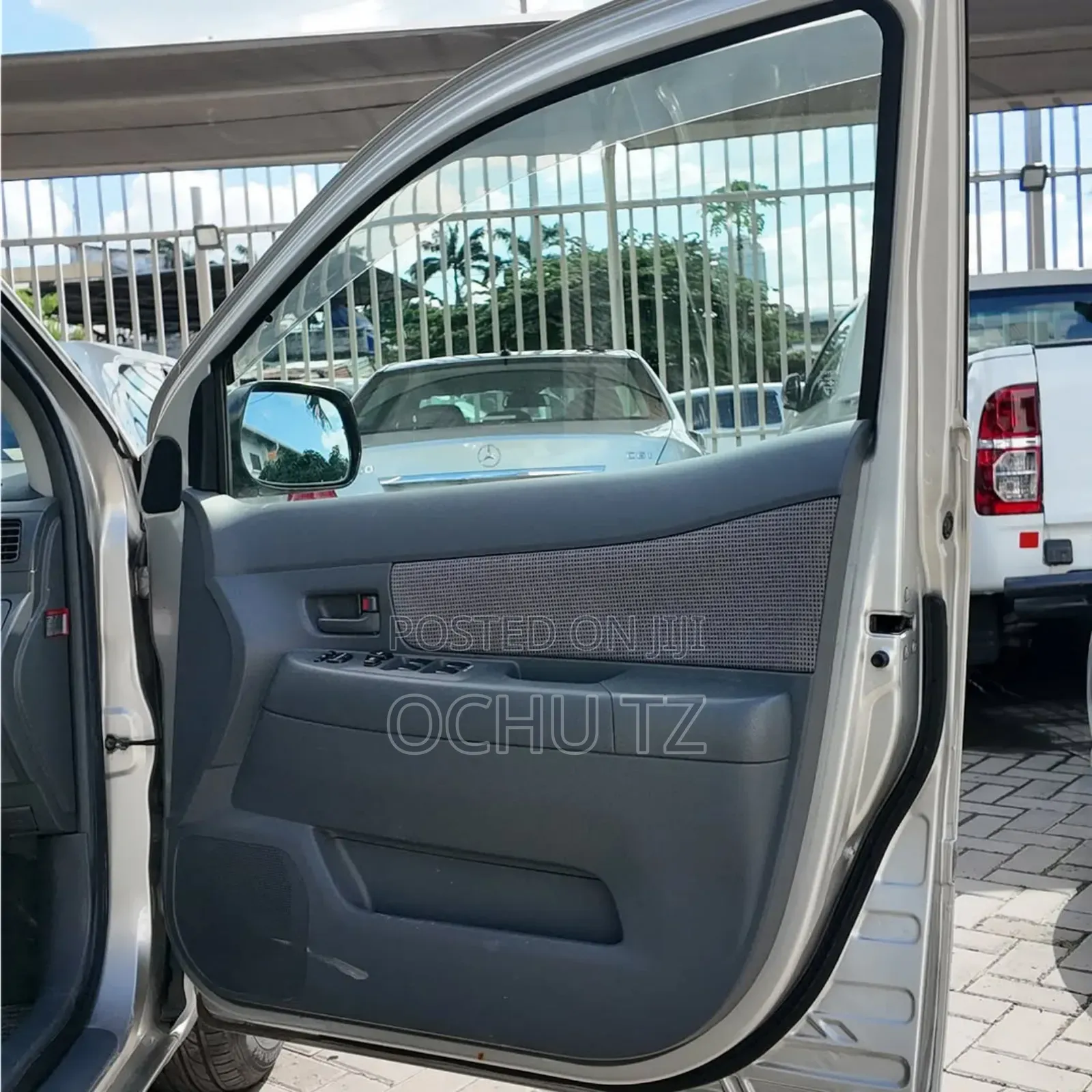 Toyota Raum 2005 Silver