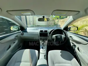 Toyota Axio 1.5 X 2WD 2011 Silver
