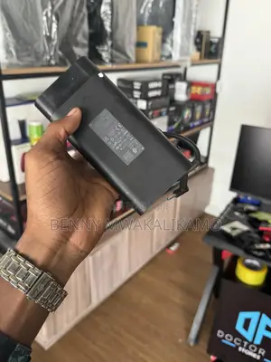 Photo - Hp (W200) Laptop Charge
