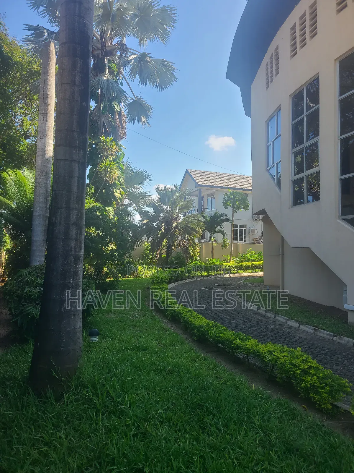 3bdrm Villa in Mikocheni for rent
