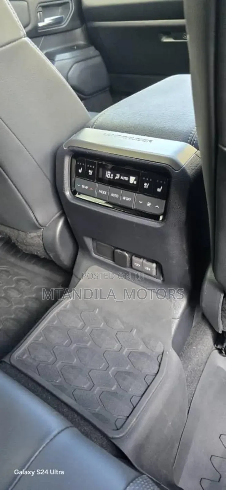 Toyota Land Cruiser Prado 2.8 2023 White