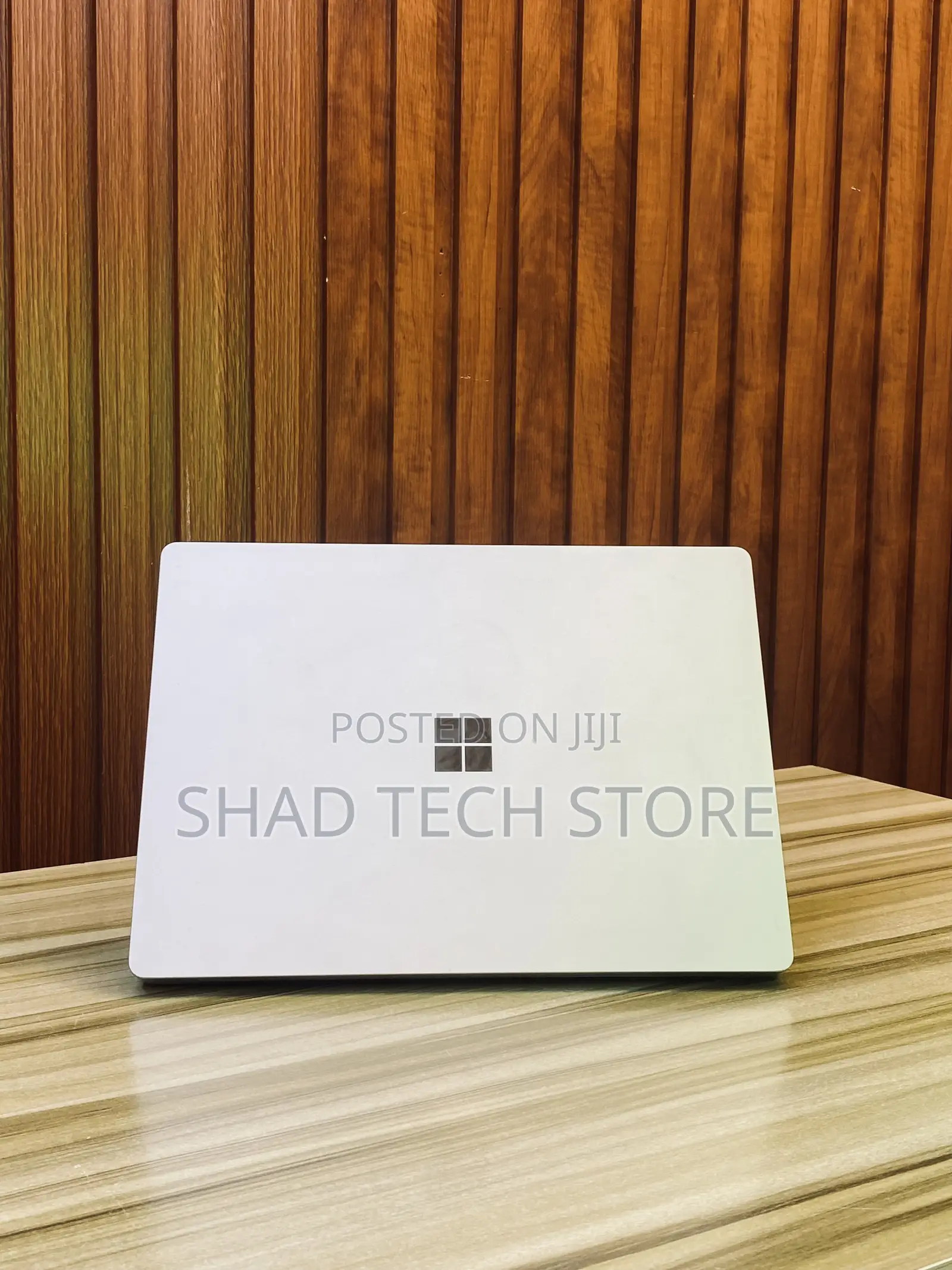 Laptop Microsoft Surface Laptop 8GB Intel Core I5 SSD 256GB