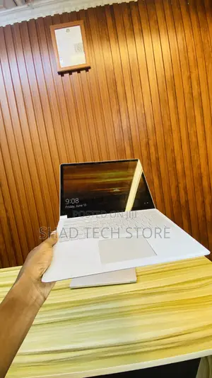 Laptop Microsoft Surface Laptop 8GB Intel Core I5 SSD 256GB