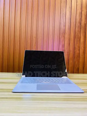 Laptop Microsoft Surface Laptop 8GB Intel Core I5 SSD 256GB