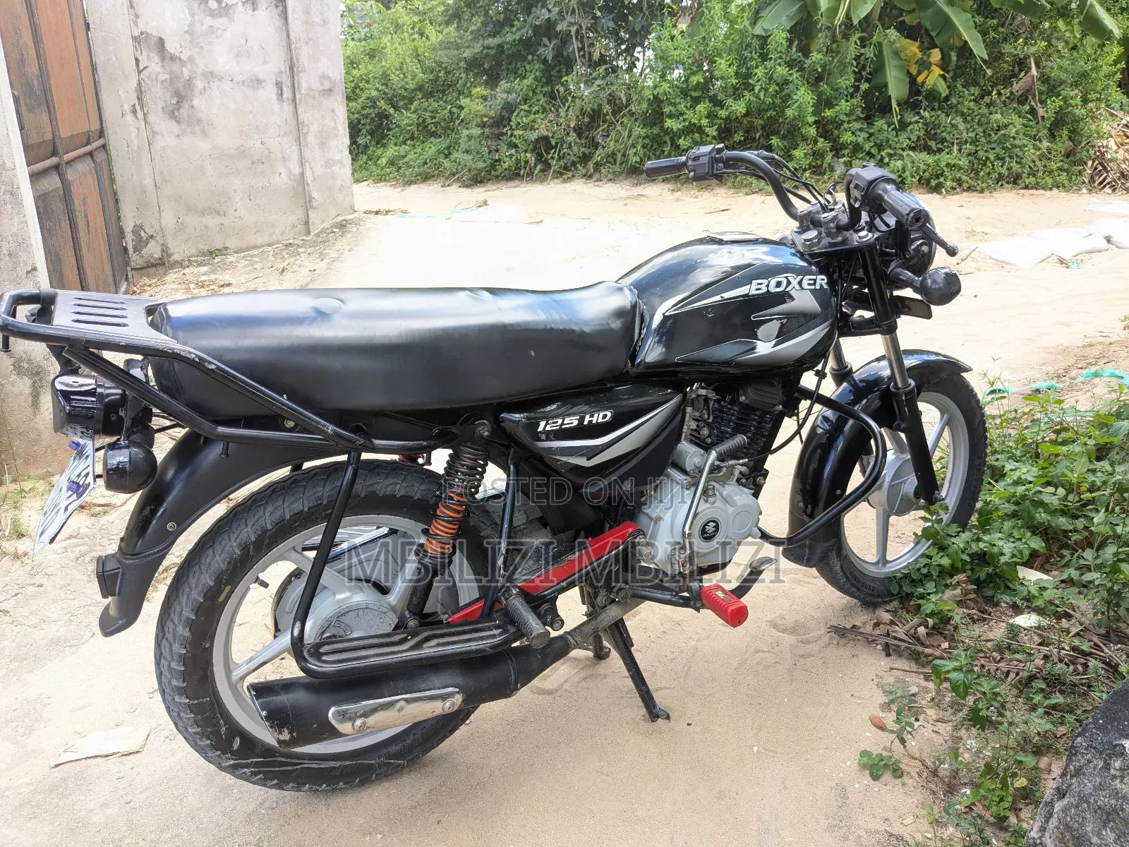 Bajaj Boxer 125 2024 Black