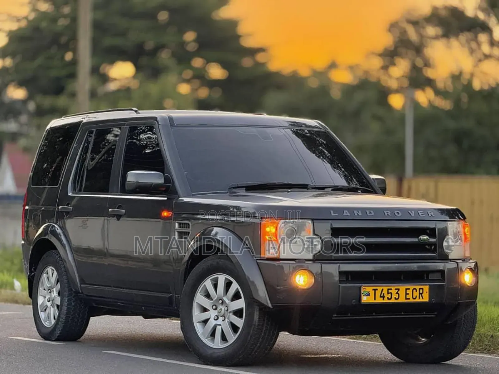 Land Rover Discovery 2009 Gray