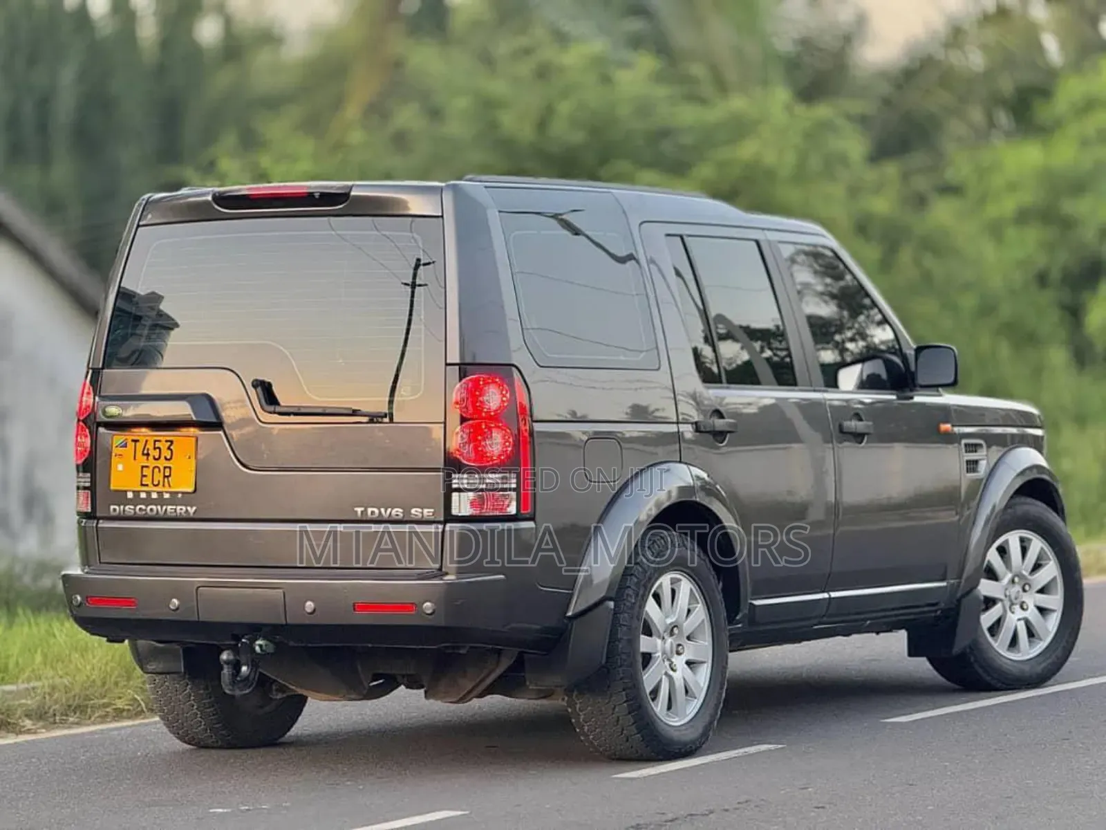 Land Rover Discovery 2009 Gray