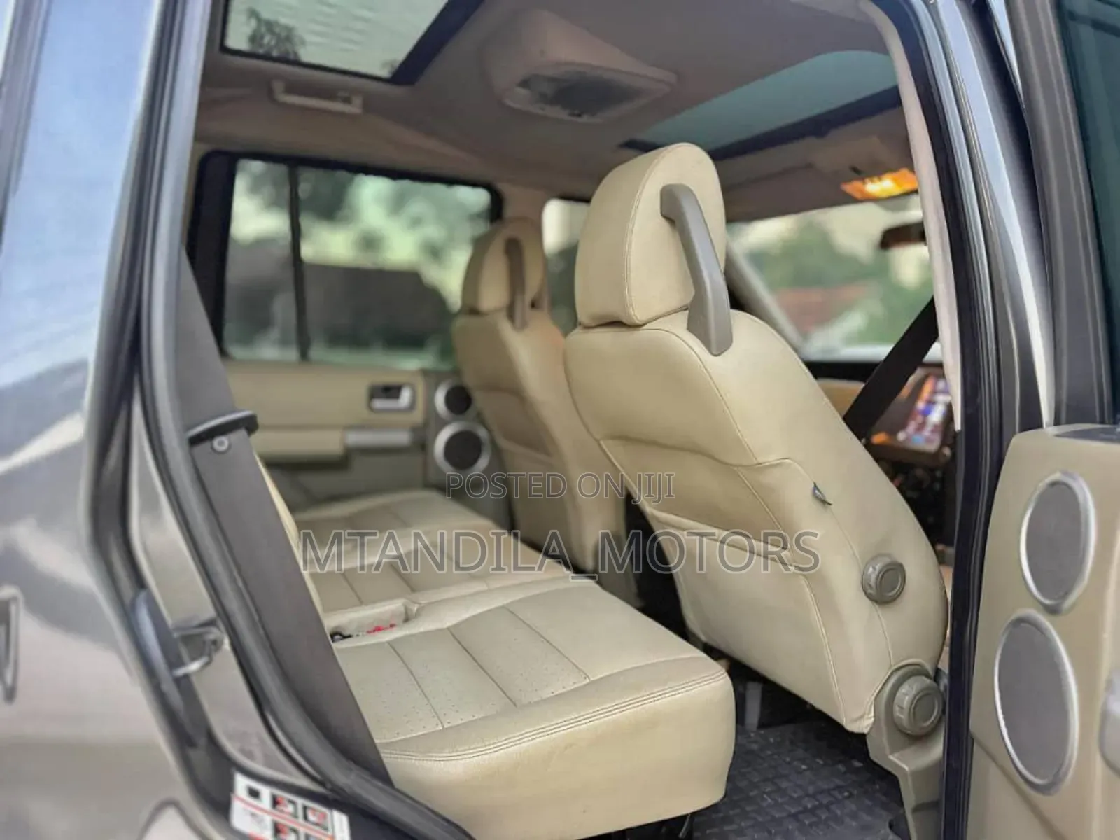 Land Rover Discovery 2009 Gray