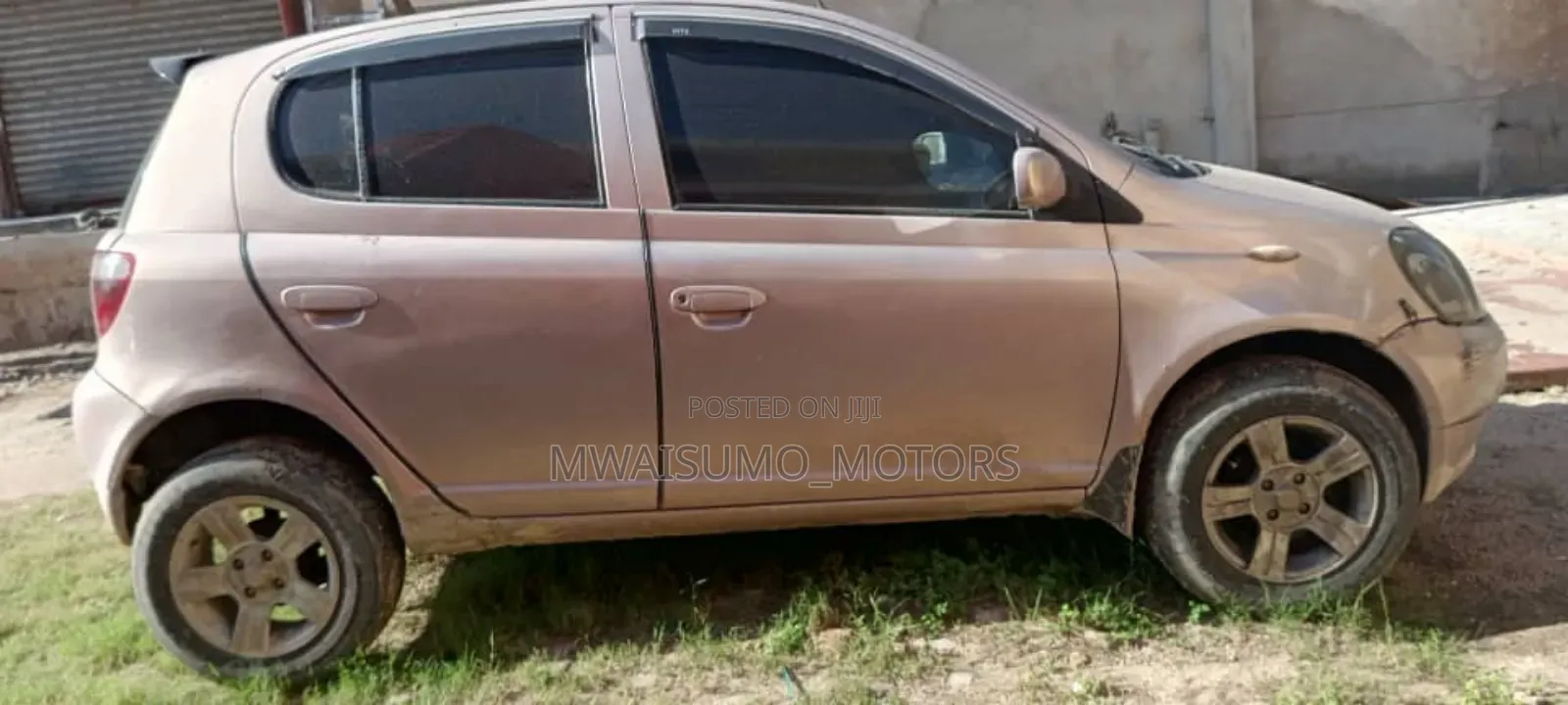 Toyota Vitz 1999 Pink