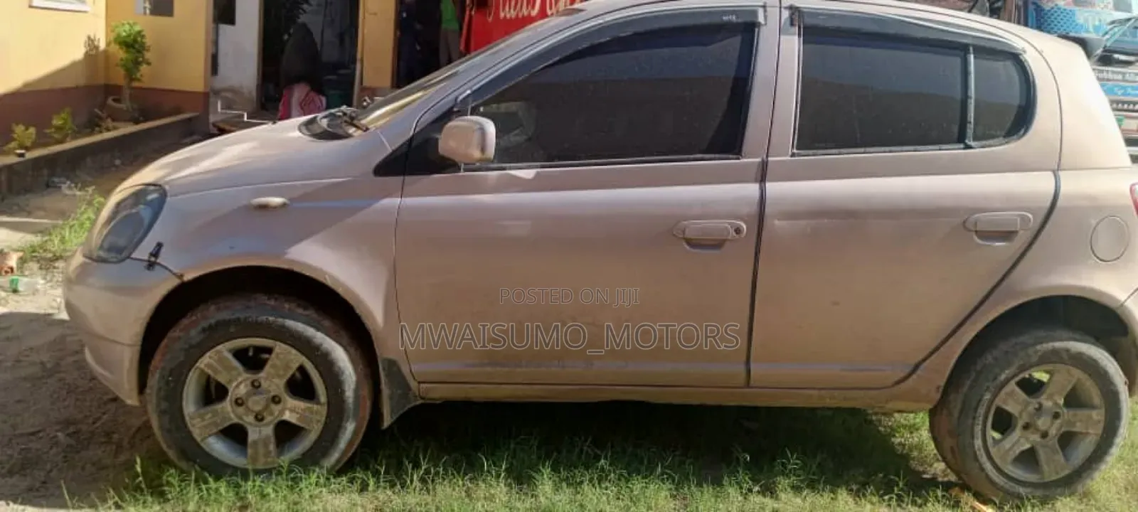 Toyota Vitz 1999 Pink