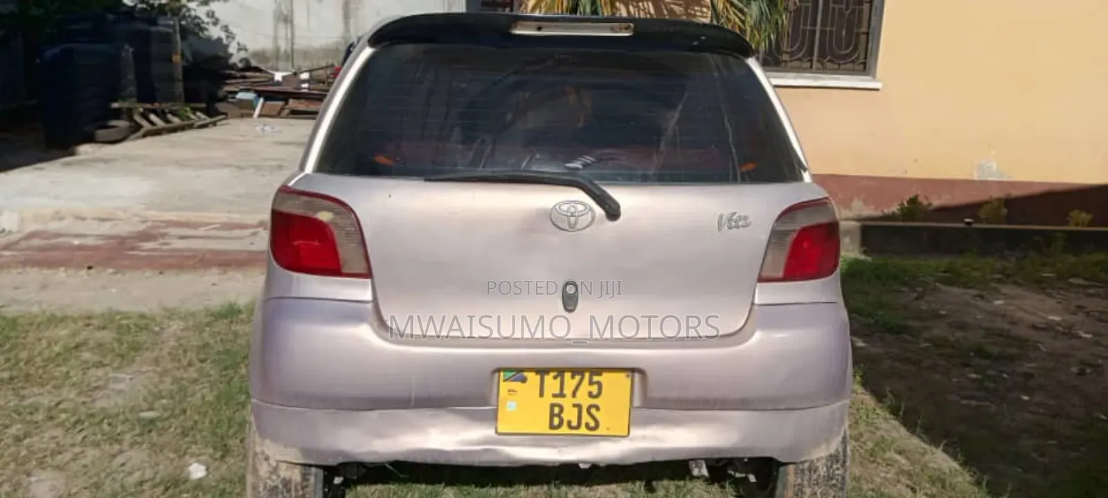 Toyota Vitz 1999 Pink