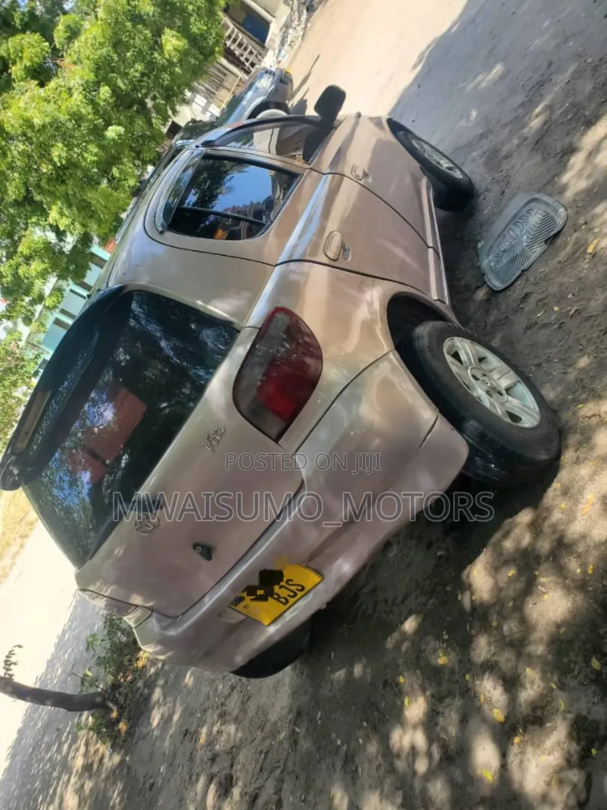 Toyota Vitz 1999 Pink