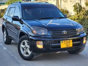 Photo - Toyota RAV4 2002 Black