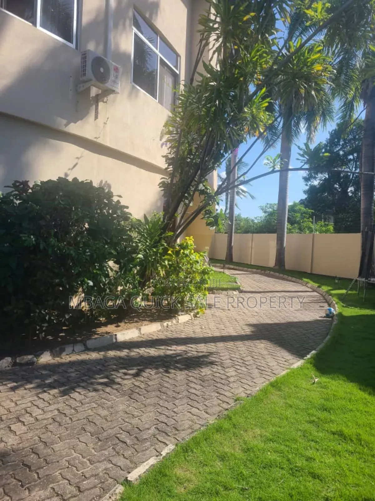 3bdrm House in Mikocheni for rent