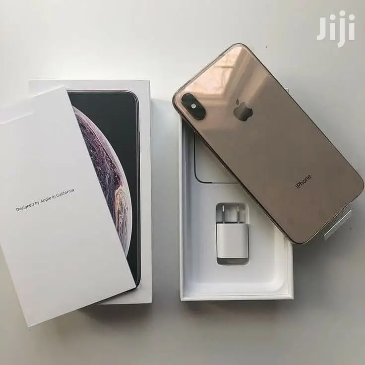 New Apple iPhone XS Max 64 GB Gold