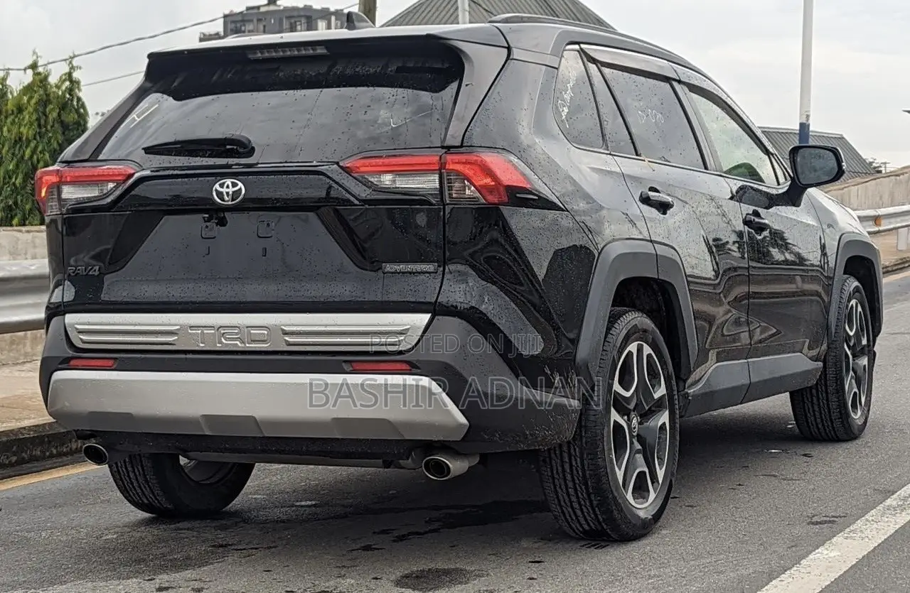 Toyota RAV4 Adventure 2019 Matt Black