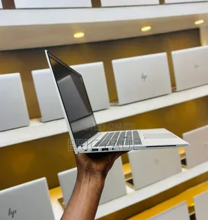 New Laptop HP EliteBook 845 G7 16GB AMD Ryzen 5 SSD 256GB