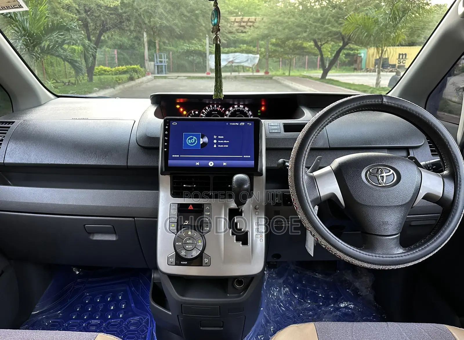 Toyota Noah 2007 Gray