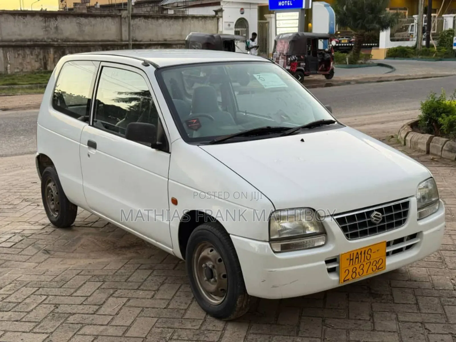 Suzuki Alto 1998 White