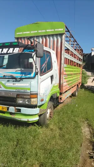 Fuso Fighter Food Truck