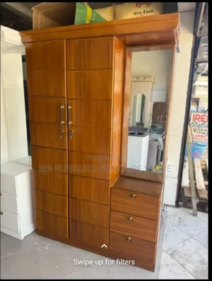 Kabati Na Dressing Table Yake Pembeni Classic Sana