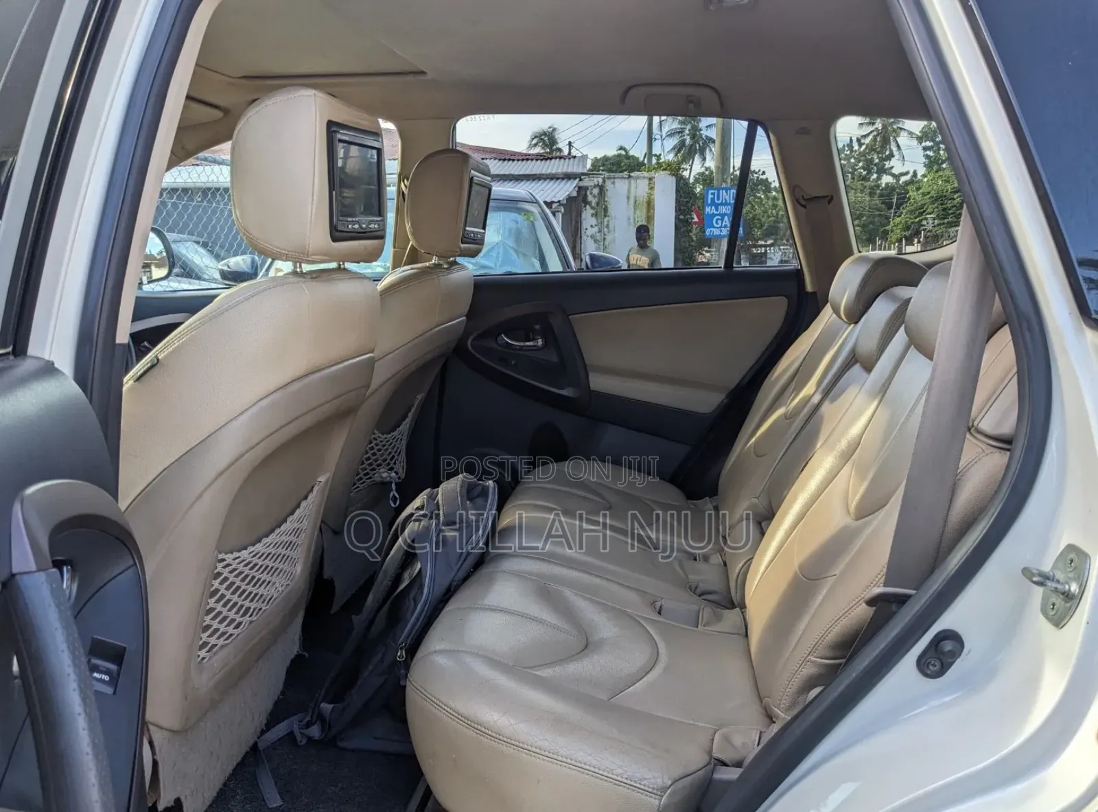 Toyota Vanguard 2007 White