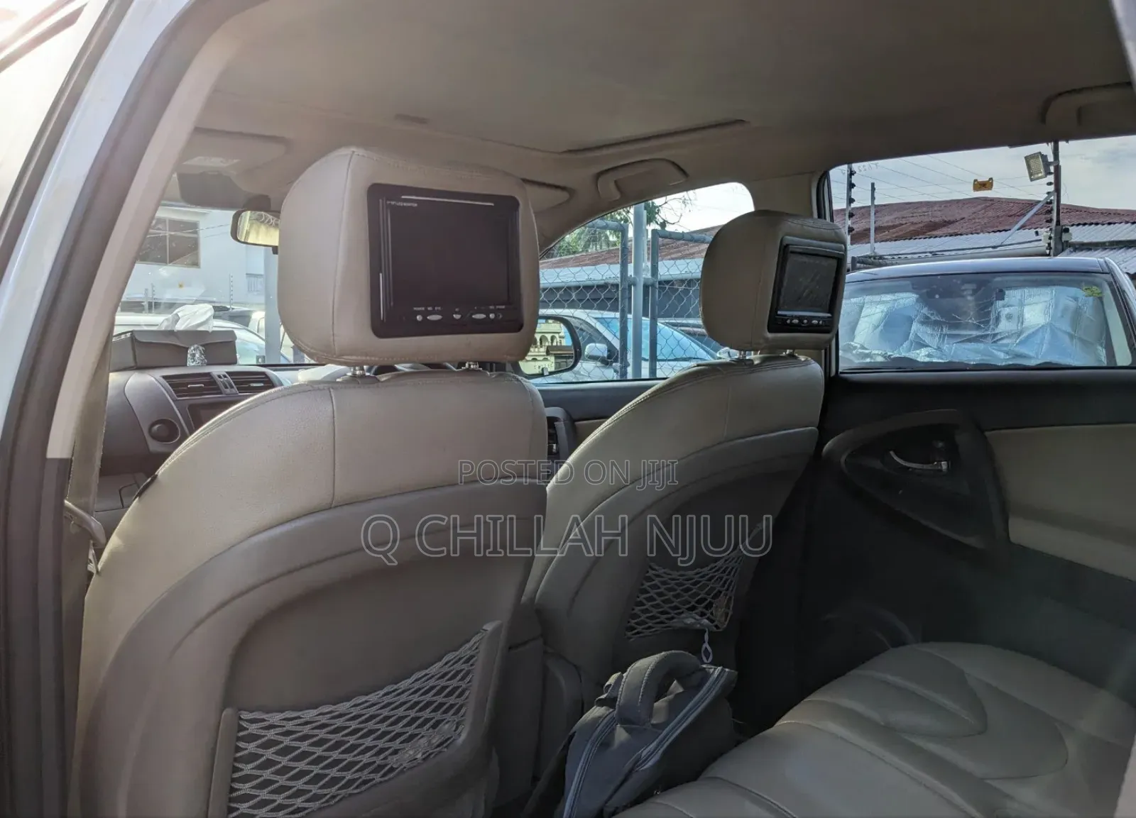 Toyota Vanguard 2007 White