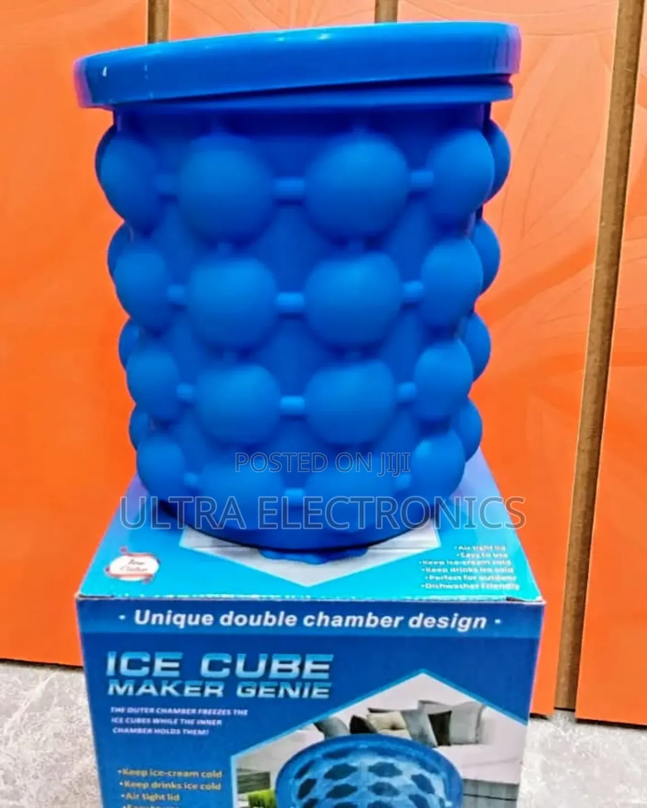 Ice Cube Maker With Unique Double Chamber Design 