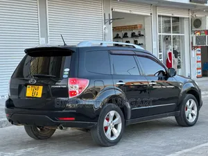 Subaru Forester 2010 Black