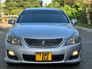 Photo - Toyota Crown 2009 Silver