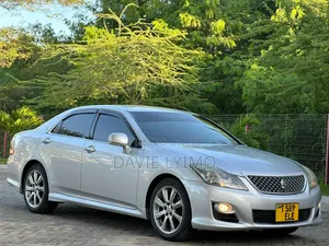 Toyota Crown 2009 Silver