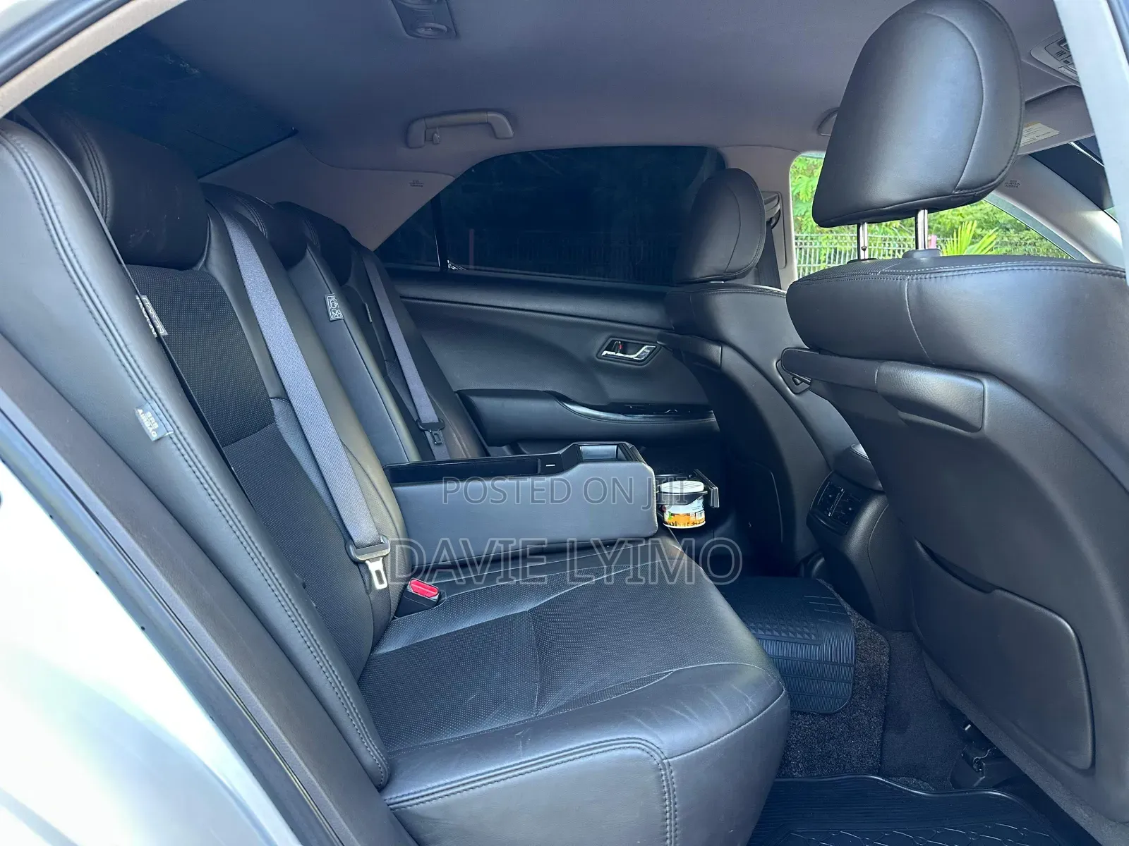 Toyota Crown 2009 Silver