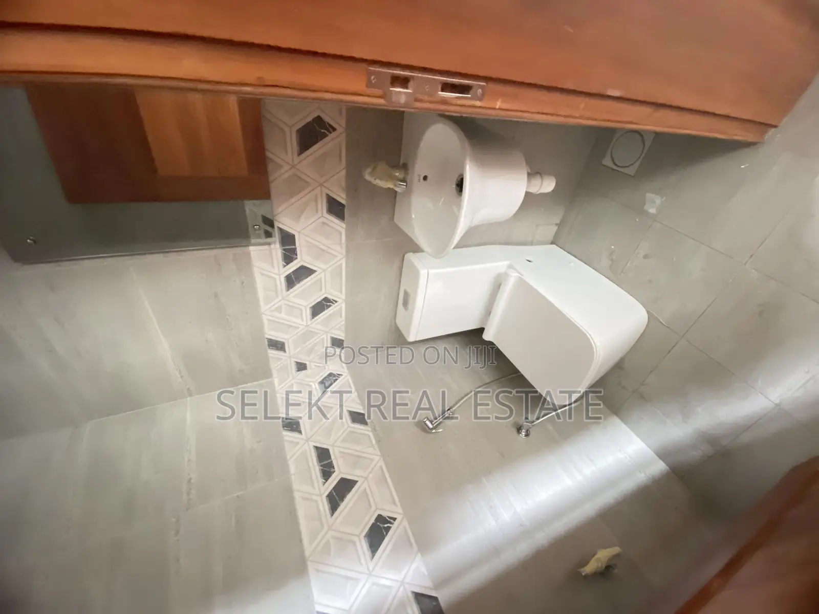 2bdrm Apartment in Mikocheni for rent