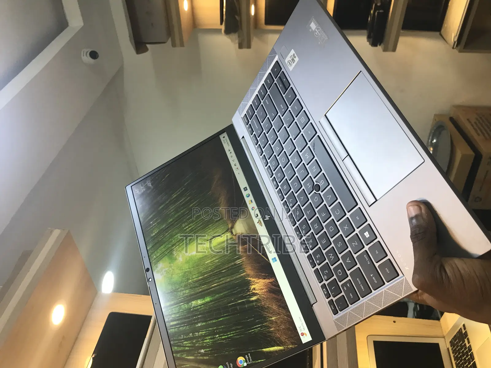 New Laptop HP ZBook Firefly 14 G7 16GB Intel Core i7 SSD 256GB