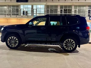 Toyota Land Cruiser 2023 Blue