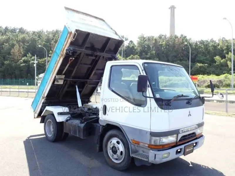 Mitsubishi Truck
